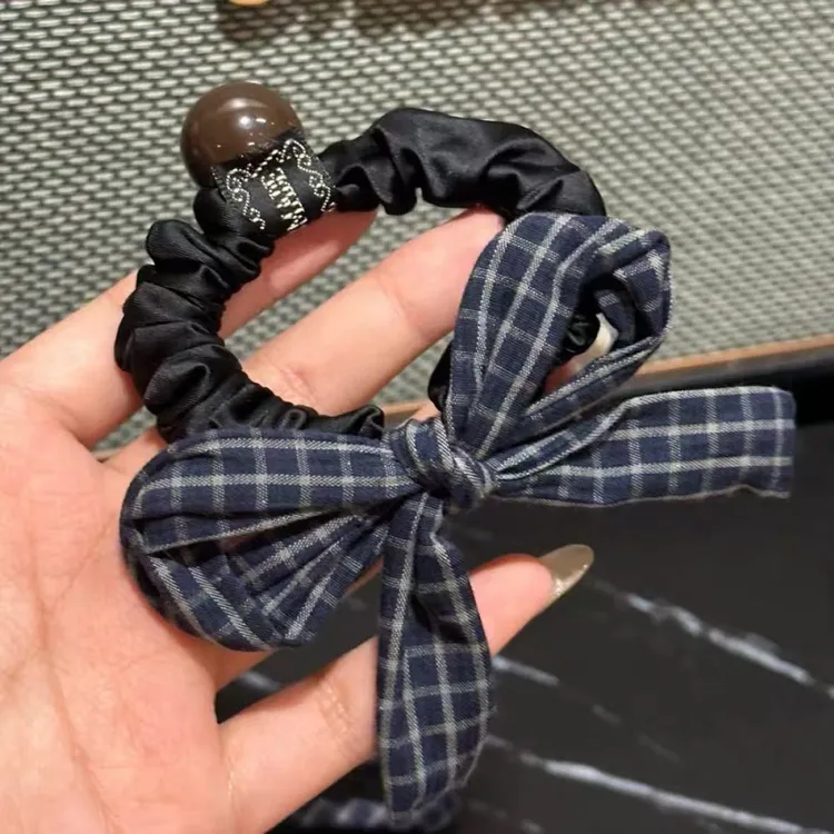 秋冬氛围感韩国同款格子蝴蝶结小肠发圈新款气质扎马尾头绳发饰品