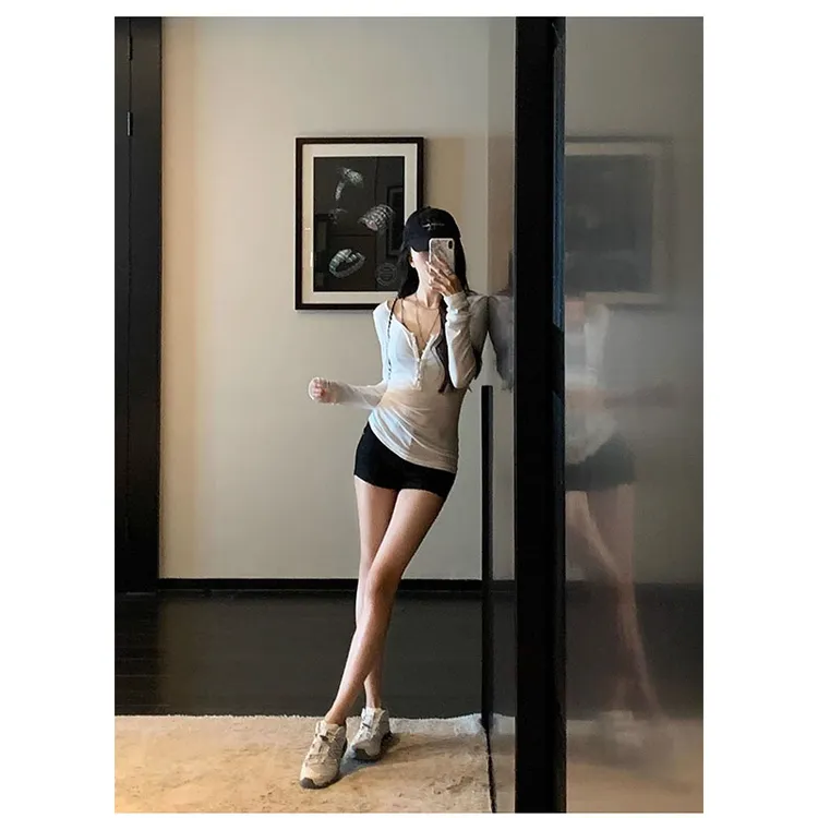 2025春夏季新款显瘦性感吊带内搭修身长袖上衣高腰短裤直筒长裤女