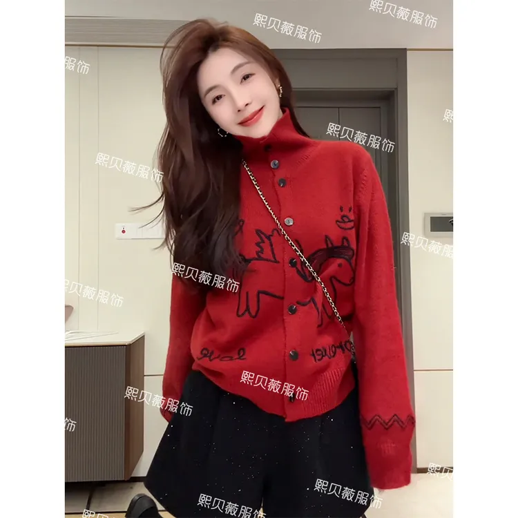 熙贝薇3 【刺绣小马毛衣】绵羊毛+兔毛单排扣开衫针织衫 G5871