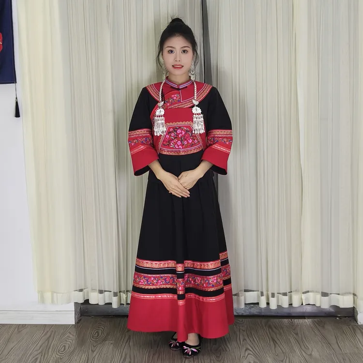2026年新款布依族壮族刺绣黑红色裙子套装绣花中式中国风民族风