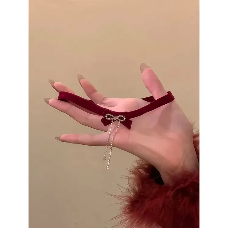 合金项链 红色项链丝绒蝴蝶结颈链choker颈带丝带轻奢小众锁骨链