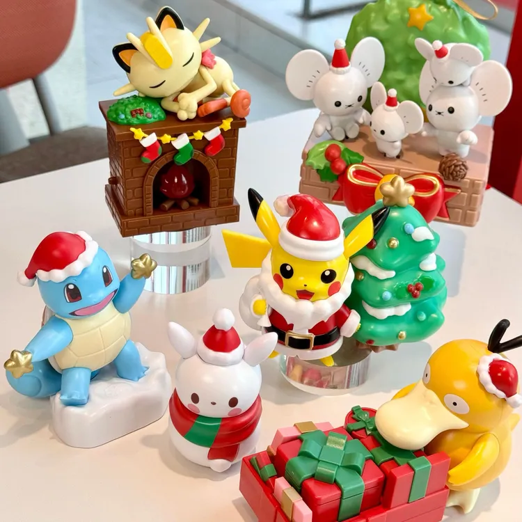 正品代购肯德基宝可梦联动圣诞皮卡丘可达鸭杰尼龟喵喵一家鼠玩具