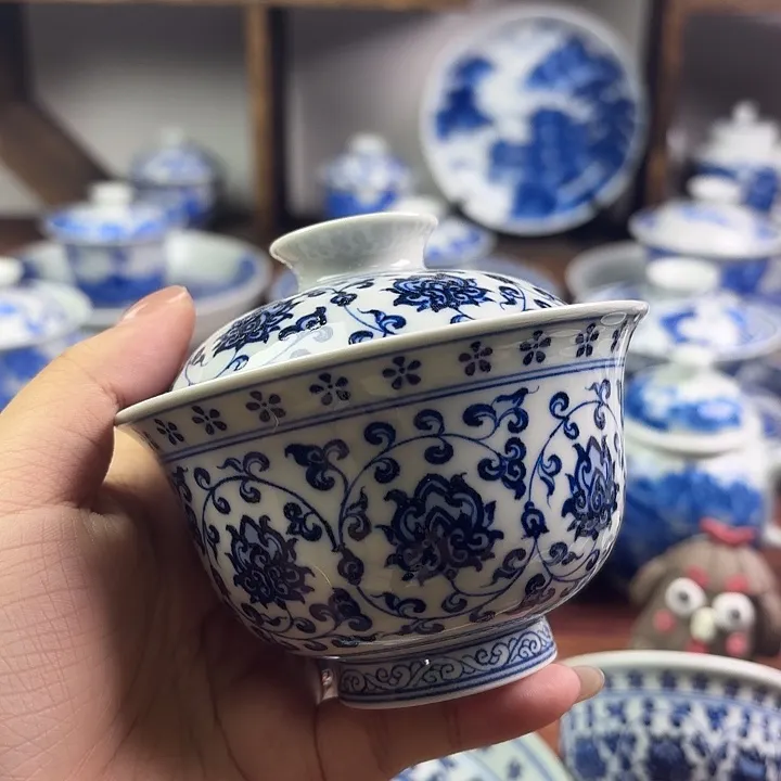 见燃柴窑仿明纯手绘永乐缠枝莲双狮内绘两才青花盖碗