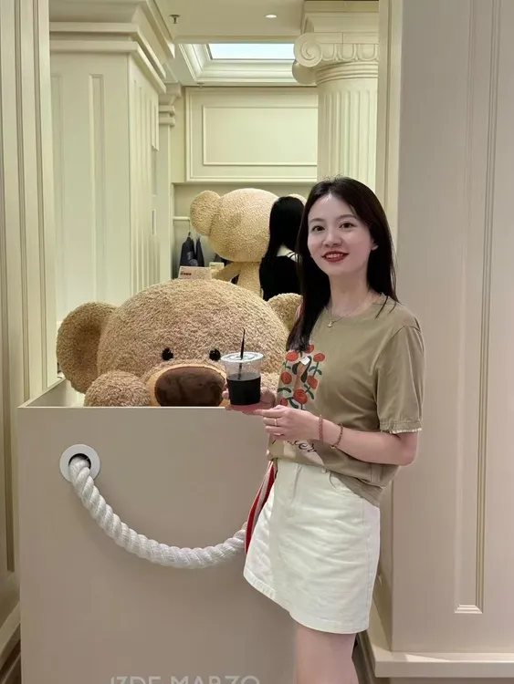 2025夏季新款韩系简约印花短袖t恤白色高腰显瘦半身裙两件套装