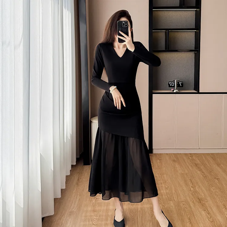 长款连衣裙女款爆款2025新款高级感轻奢长袖秋冬拼接鱼尾裙长裙