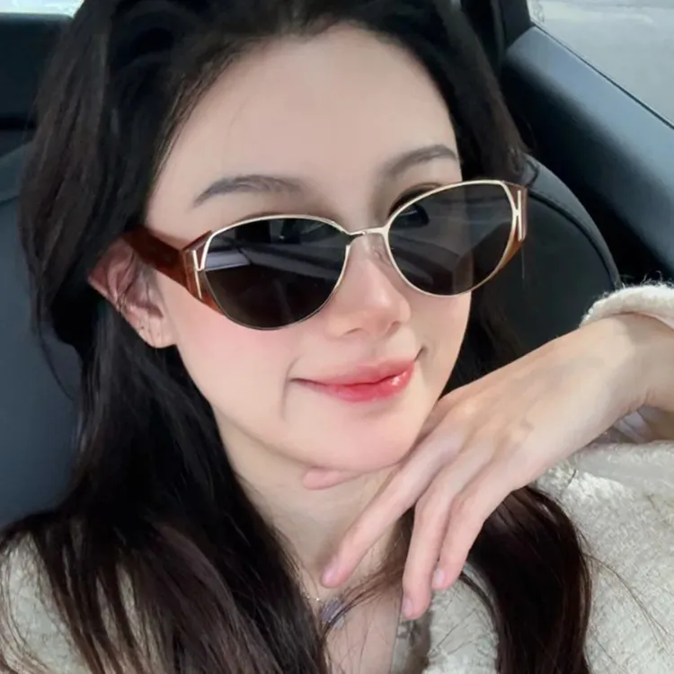 夏季女士太阳眼镜新款潮流时尚网红街拍开车防晒防紫外线大气墨镜