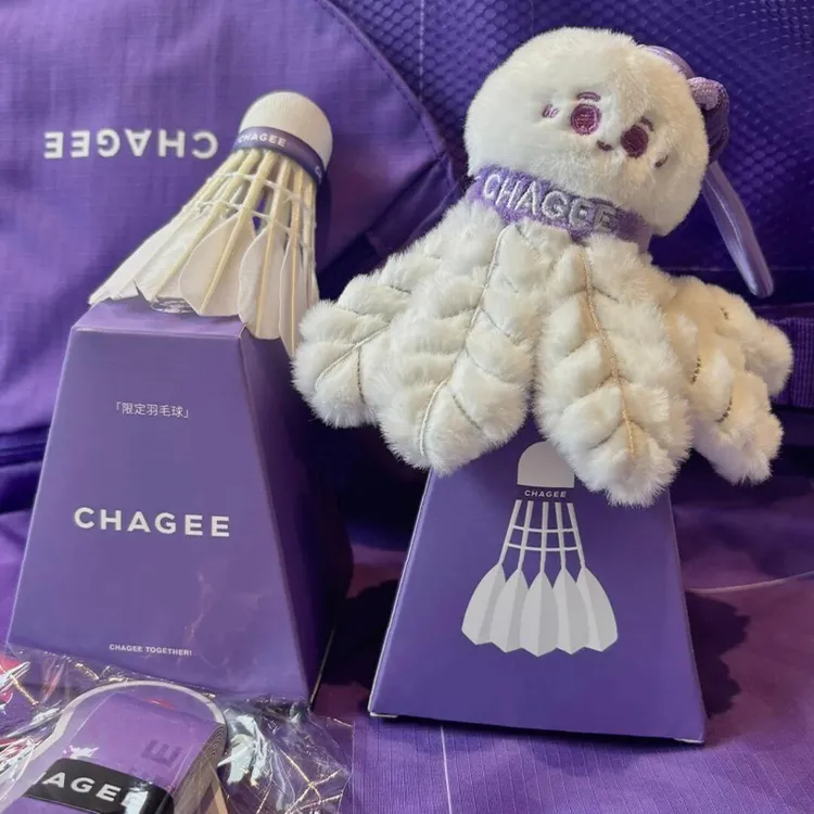 CHAGEE霸王茶姬福建限定羽毛球周边毛绒公仔挂件可爱玩偶冰箱贴