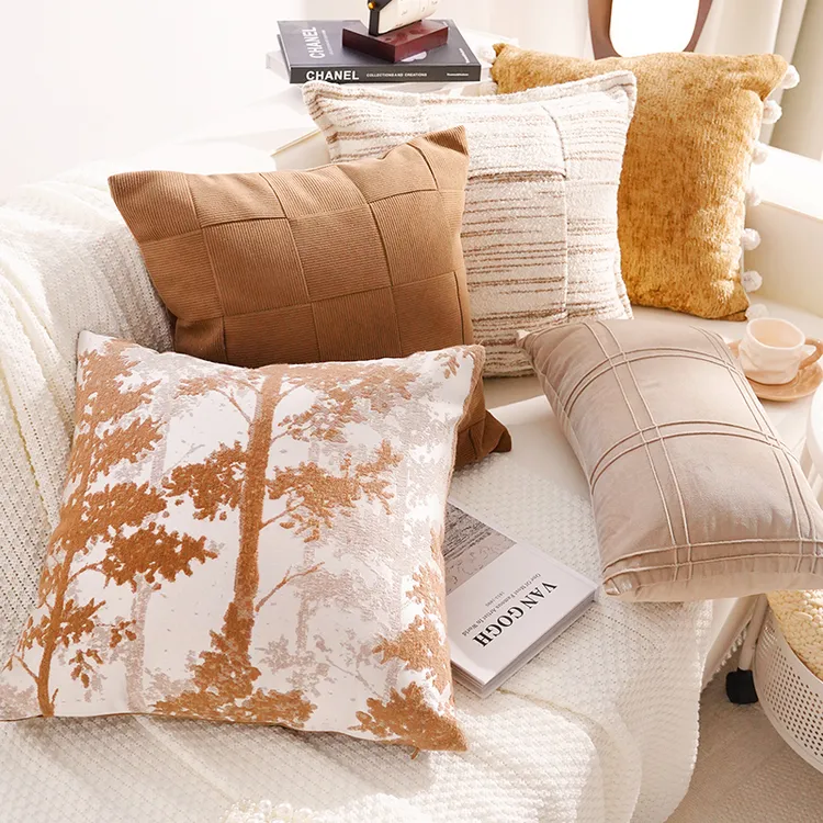 法式棕色轻奢抱枕沙发靠垫客厅床上靠枕飘窗高级感抱枕套含芯