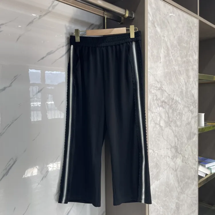 PWD33068【现货仅裤子】夏季侧边撞色拼接蕾丝显瘦休闲裤【裤长84】