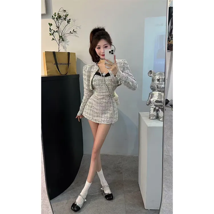 高级小香风性感外套抹胸连衣裙重工设计感洋气高腰显瘦包臀抹胸裙