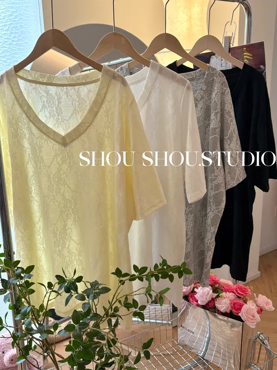 【瘦瘦】大码夏季V领蕾丝双层质感显瘦宽松休闲百搭气质短袖S01768