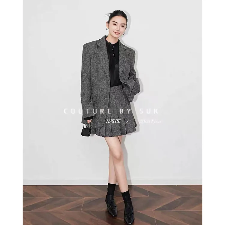 Y1590#艺术高级感减龄西装外套2025秋季新款经典百褶裙两件套装女