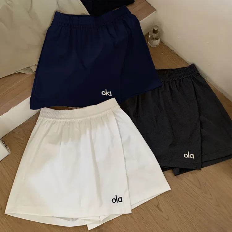 时尚百搭休闲运动遮胯A字短裤新款专柜品质刺绣显瘦短裤女Q562