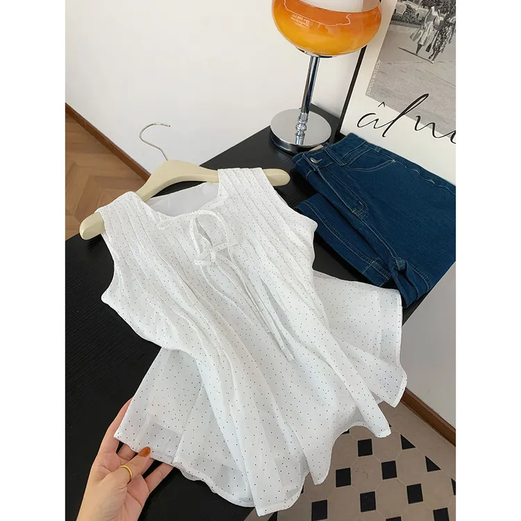 夏季新款法式通勤设计感休闲绑带气质无袖波点吊带显瘦设计感上衣