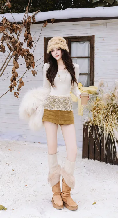 SISTER姐妹家内搭神器韩系百搭蕾丝拼接显瘦百搭打底磨毛T恤上衣