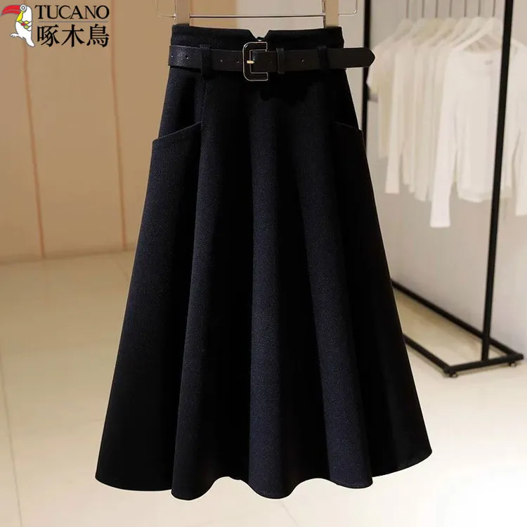 啄木鸟高级黑色毛呢女装秋冬新款高腰裙子秋冬黑色裙子秋冬半身裙