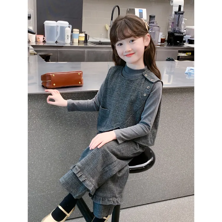 女童春装套装2025新款儿童洋气时髦休闲三件套春秋款女孩网红衣服