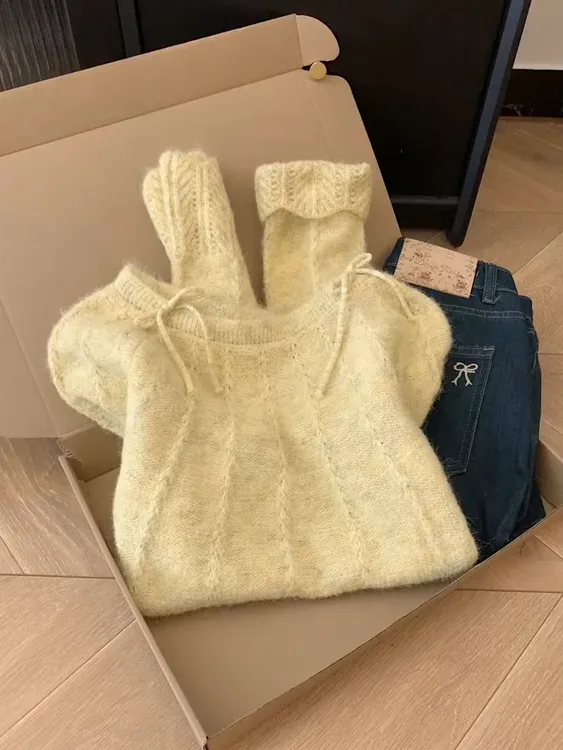 黄色蝴蝶结系带圆领长袖针织衫毛衣女士2025新款独特漂亮早秋上衣