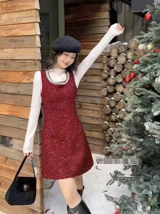 2026年新年款亮片装饰坎肩裙+净版打底衫两件套6739