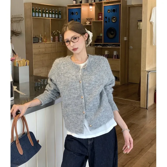 灰色温柔风插肩袖毛衣外套女装秋季韩系气质宽松休闲针织开衫上衣