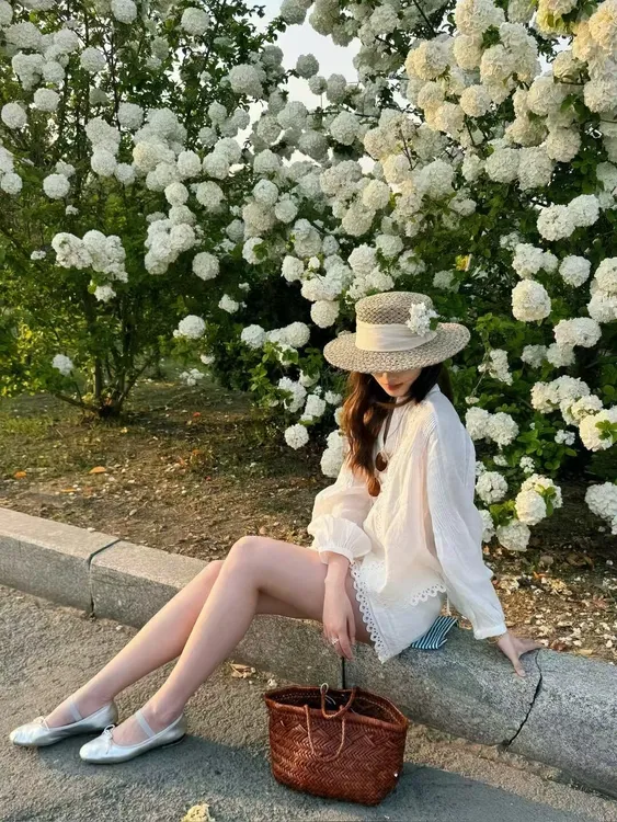 SS1248超仙重工蕾丝刺绣套装夏季新款法式小众设计感清凉两件套女