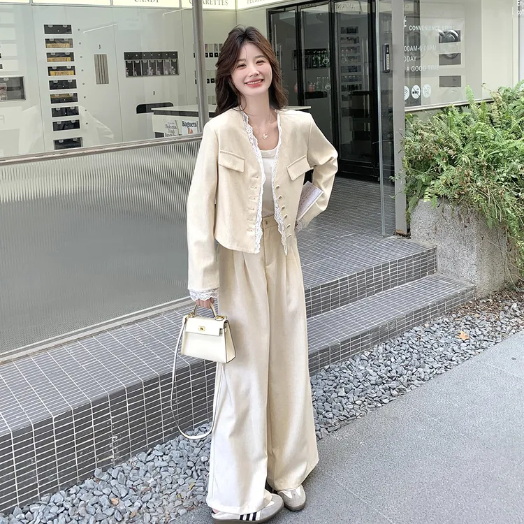 米色韩系气质小香风套装女2025秋季蕾丝花边拼接西装阔腿裤两件套