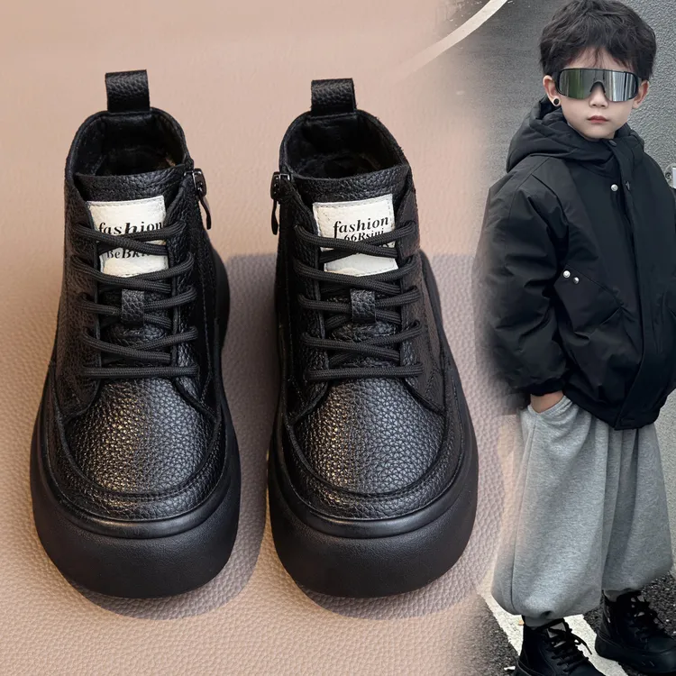 2025潮款儿童靴子男童秋冬季黑色皮靴棉靴短靴防滑女中大童棉鞋