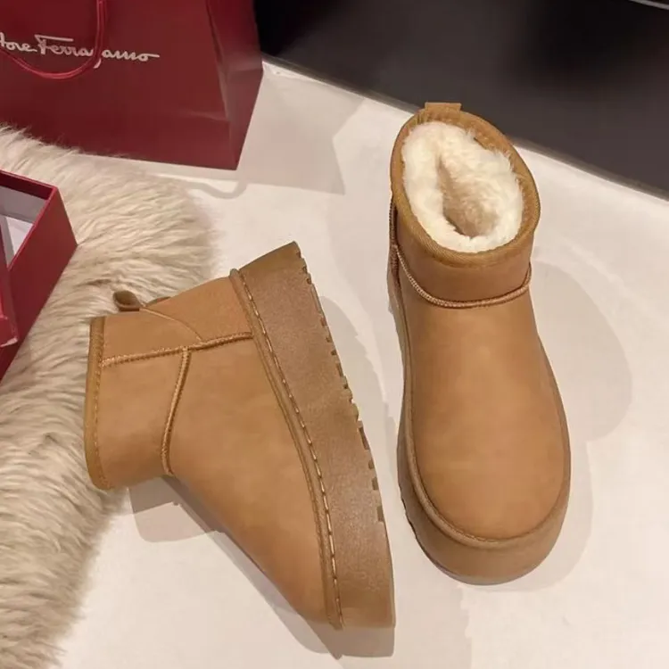 2024冬季新款短筒增高雪地靴百搭防滑学生女棉鞋加绒加厚底短靴女