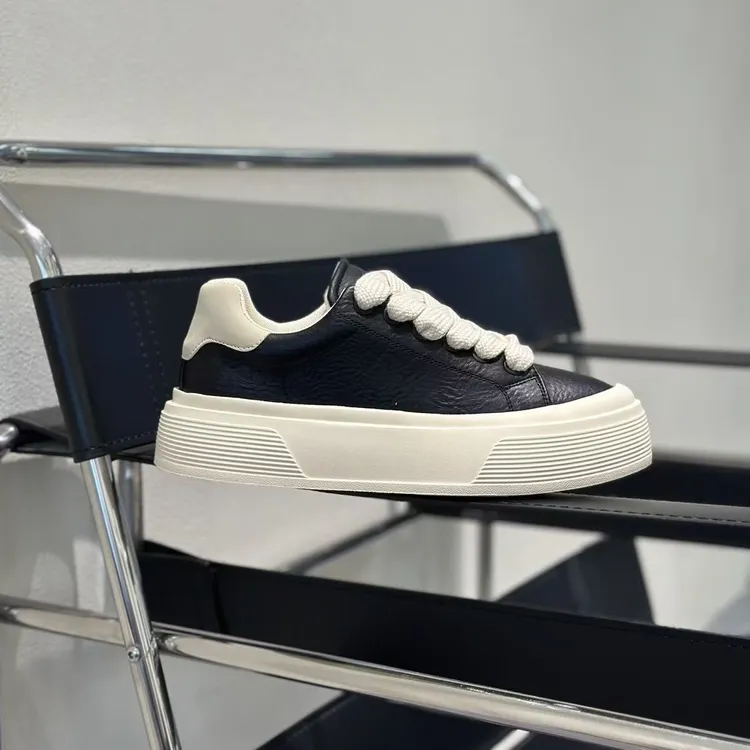 2025新款男士休闲鞋时尚百搭潮流运动鞋男厚底防滑板鞋男鞋小白鞋