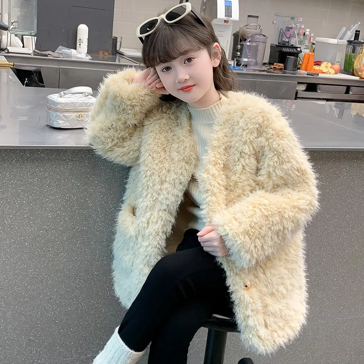 女童外套2025新款秋冬款儿童超好看加绒加厚小女孩冬装小香风上衣