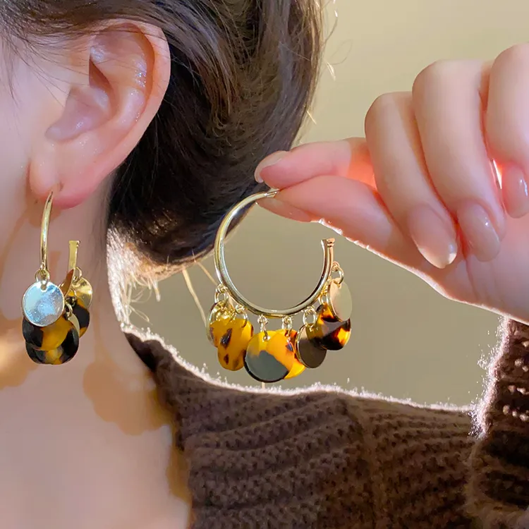 铜合金耳饰 夸张C形豹纹流苏耳钉轻奢高级感气质大气耳耳饰女潮