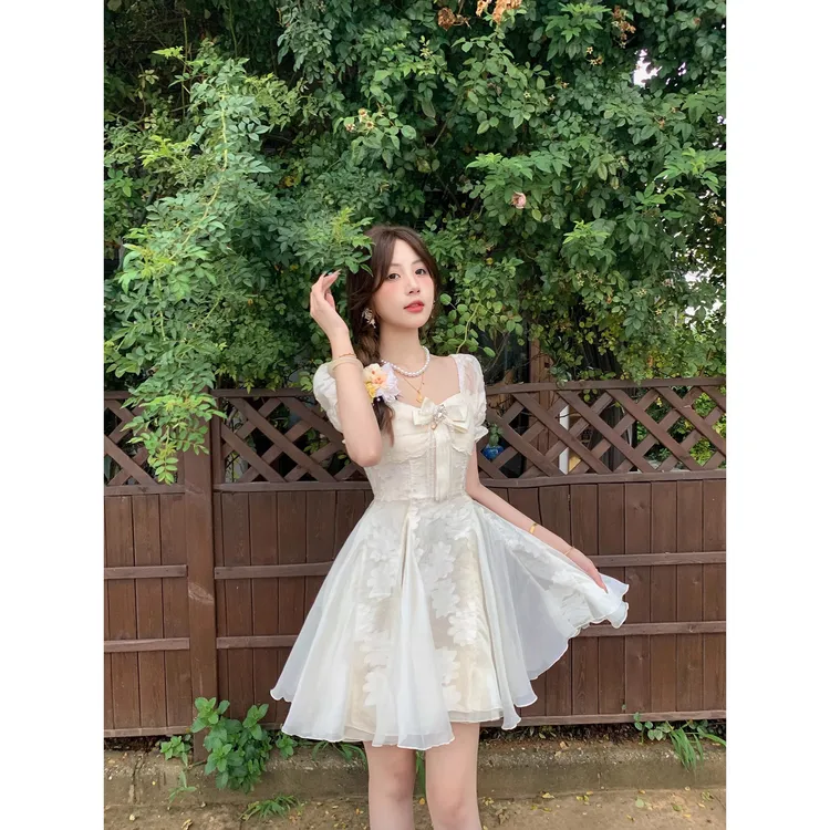 法式初恋网纱拼接白月光连衣裙女新款美在逃公主裙收腰蓬蓬裙子