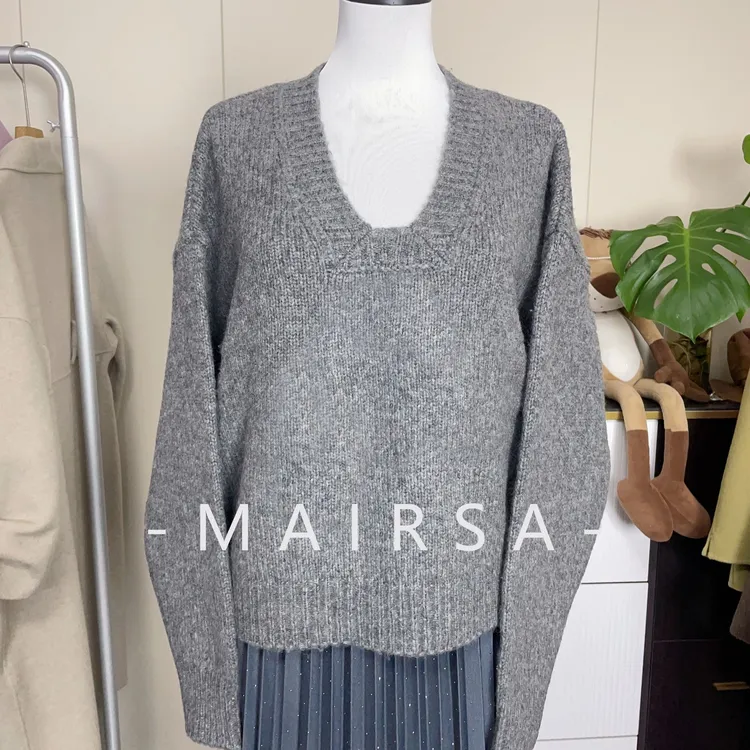 高级灰慵懒风长袖V领羊毛针织衫毛衣设计师