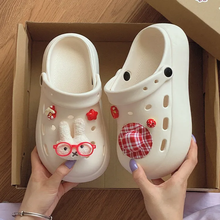 可爱米菲兔洞洞鞋女款夏季外穿踩屎感厚底防滑包头网红凉拖鞋秋千