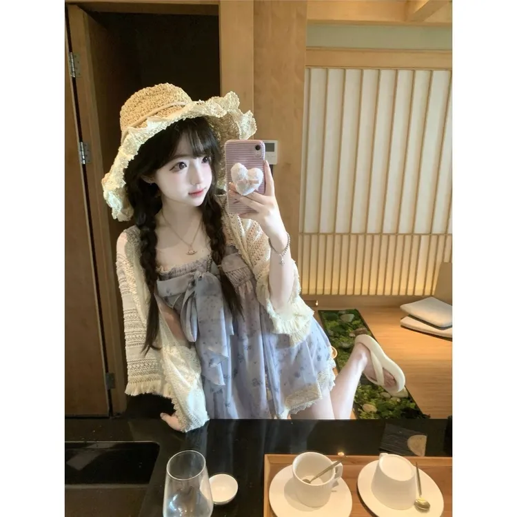 2025新款韩系辣妹针织披肩开衫收腰碎花吊带连衣裙两件套套装裙