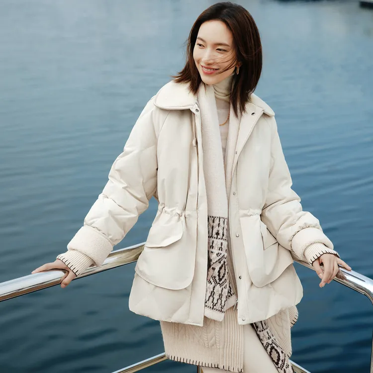 EP雅莹2025秋装新款女装 松花江鹅绒宽松中长款翻领羽绒外套Y918A