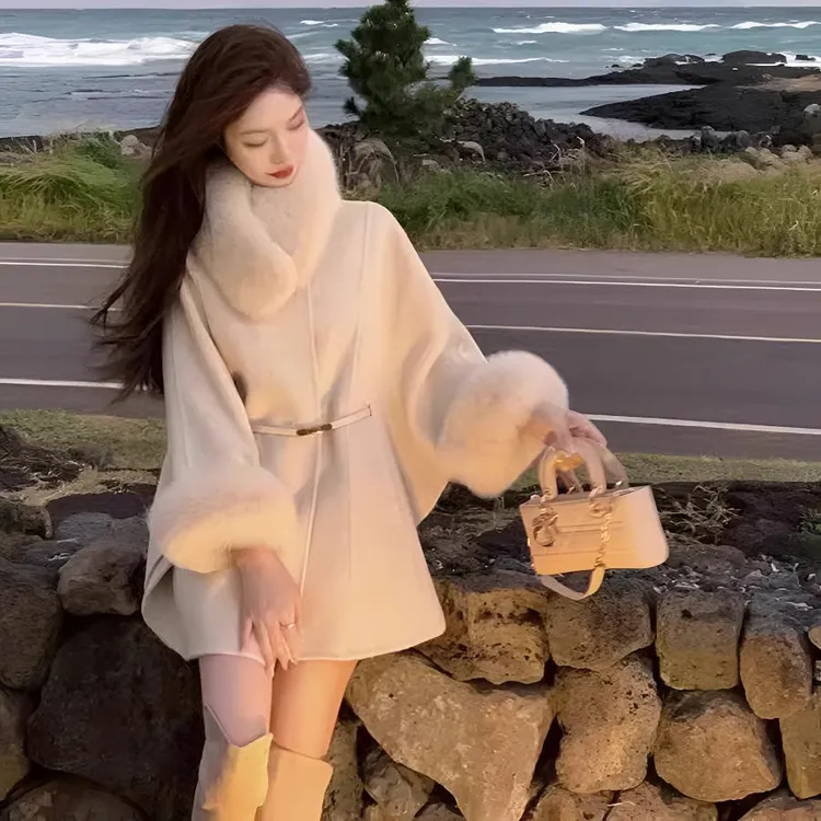 2025春秋爆款温柔知性千金风斗篷式毛呢外套氛围感双面呢大衣女款