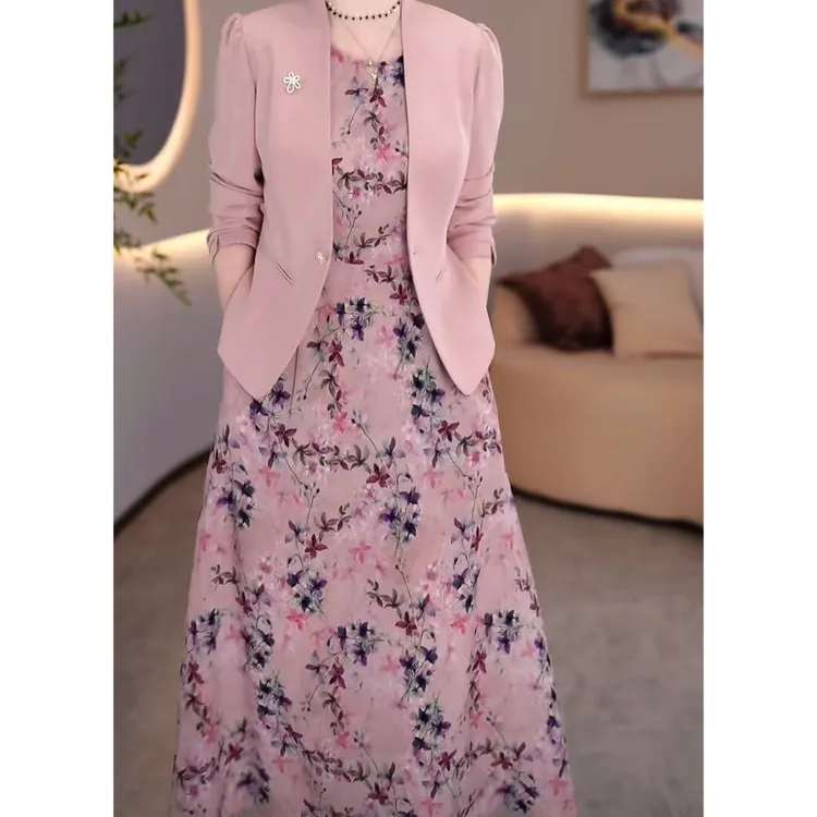 【送胸花 两件套】2025春季时尚气质女人味百搭减龄两件套连衣裙