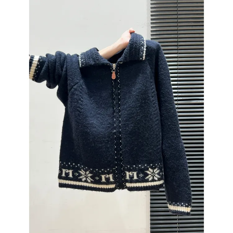 复古翻领拉链针织洋气时尚圣诞毛衣女款2025秋冬慵懒宽松开衫外套