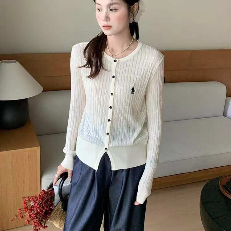 春装新正肩麻花针织衫女薄款外搭开衫经典版百搭长袖圆领毛衣上衣