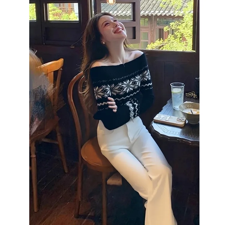 韩系温柔慵懒风黑色一字肩费尔岛毛衣女秋冬新款长袖百搭露肩上衣