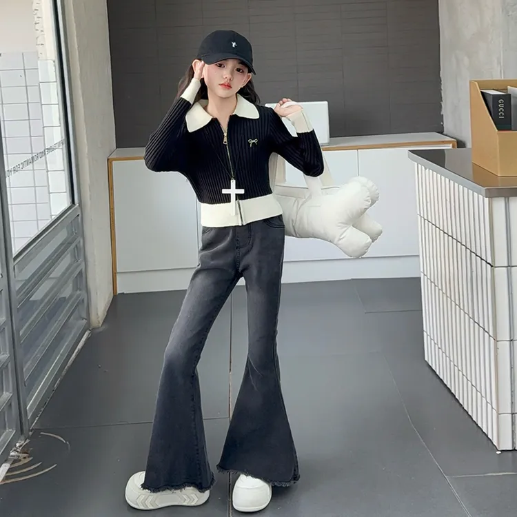 女童牛仔裤春秋2025新款毛衣开衫外套中大童时尚裤子洋气喇叭裤潮