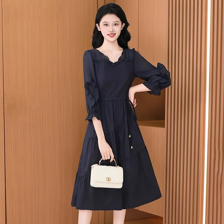 品牌广州十三行爆款连衣裙女2025新款时尚洋气小个子薄纱收腰裙子