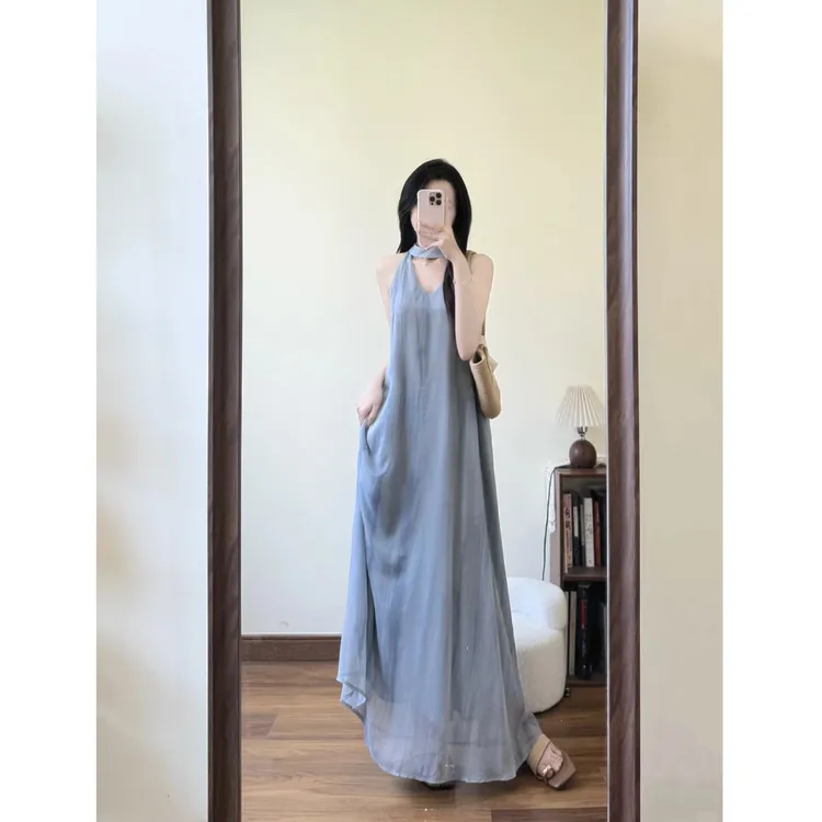 超绝海边出片挂脖吊带裙2025夏季新款仙女风温柔宽松显瘦垂感长裙