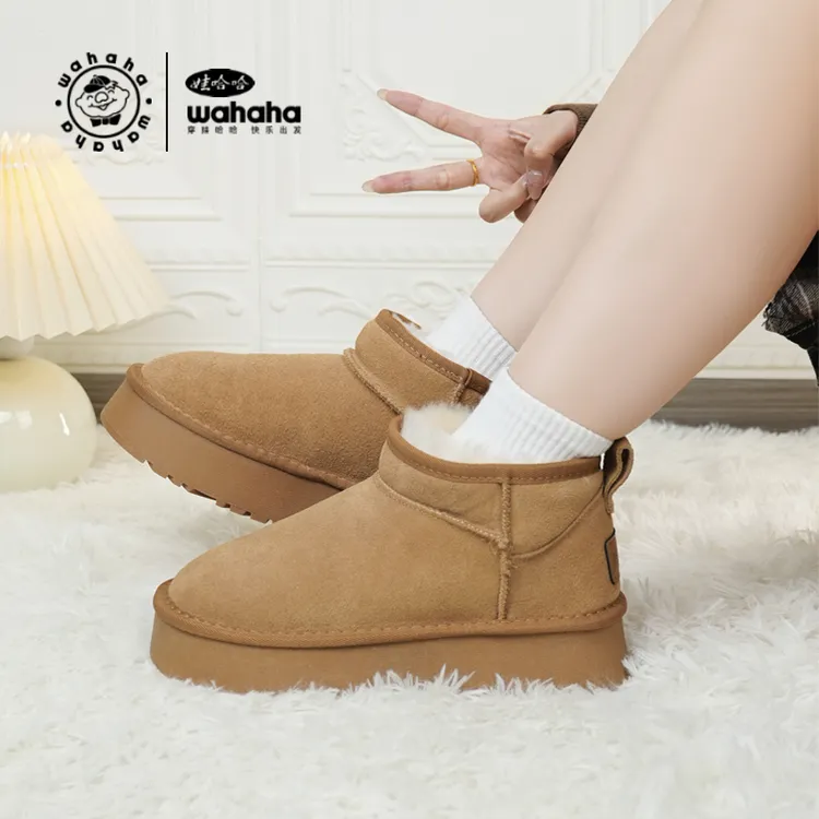 Wahaha/娃哈哈冬季女士加绒舒适牛皮厚底防滑保暖羊毛短筒雪地靴