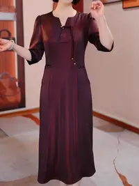 F792 连衣裙2025新款女妈妈高端修身时尚收腰显瘦气质中长款