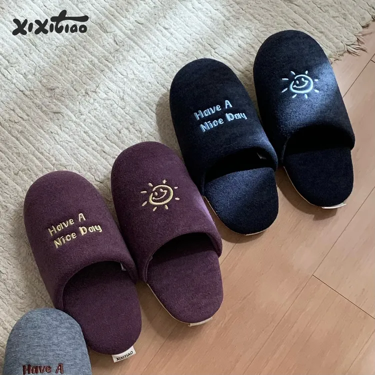 细细条 韩式秋冬刺绣静音棉拖鞋男女居家用防滑软底地板鞋情侣ins