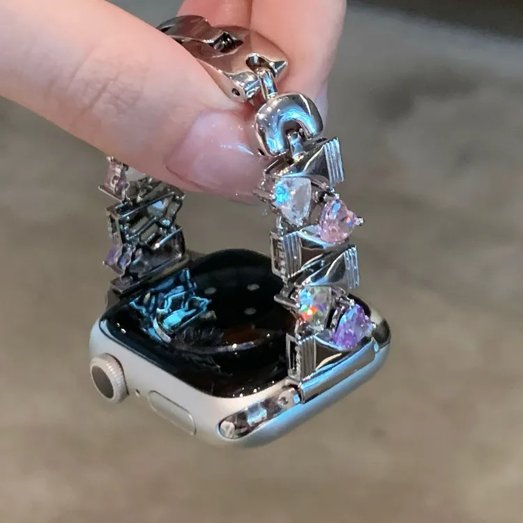 适用苹果手表表带糖果锆石金属手链款Apple Watch11S89iwatch10s9