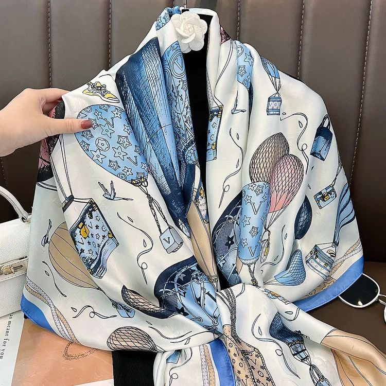 丝巾女春秋新款丽锦缎大长巾韩版时尚印花围巾空调披肩外搭沙滩巾