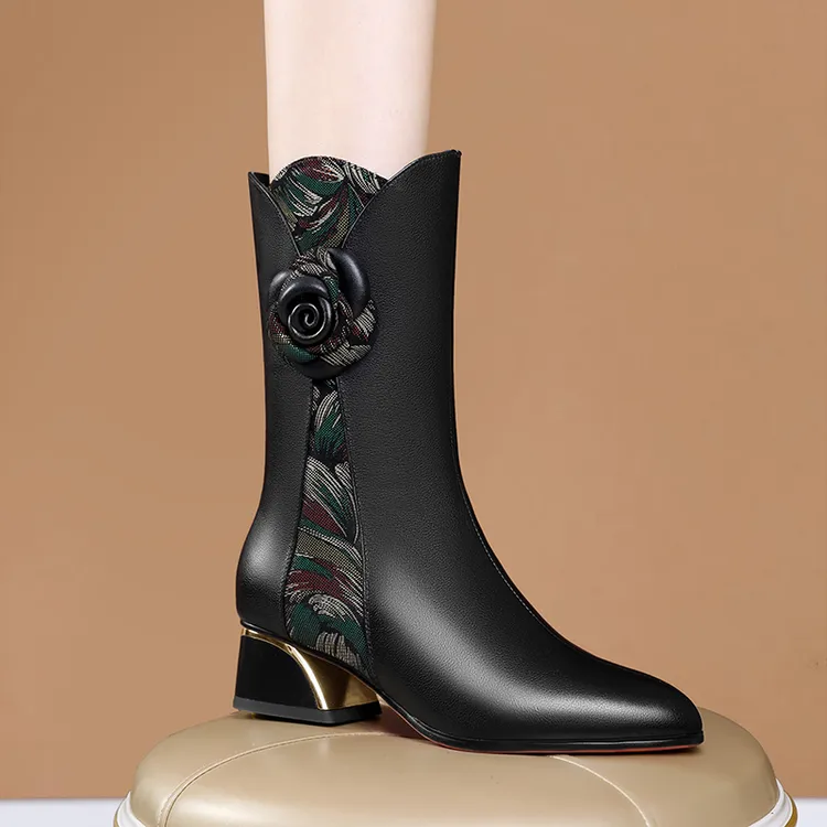 2025秋冬新款真软皮粗跟小圆头中筒靴中跟花朵马丁靴软皮大码女鞋